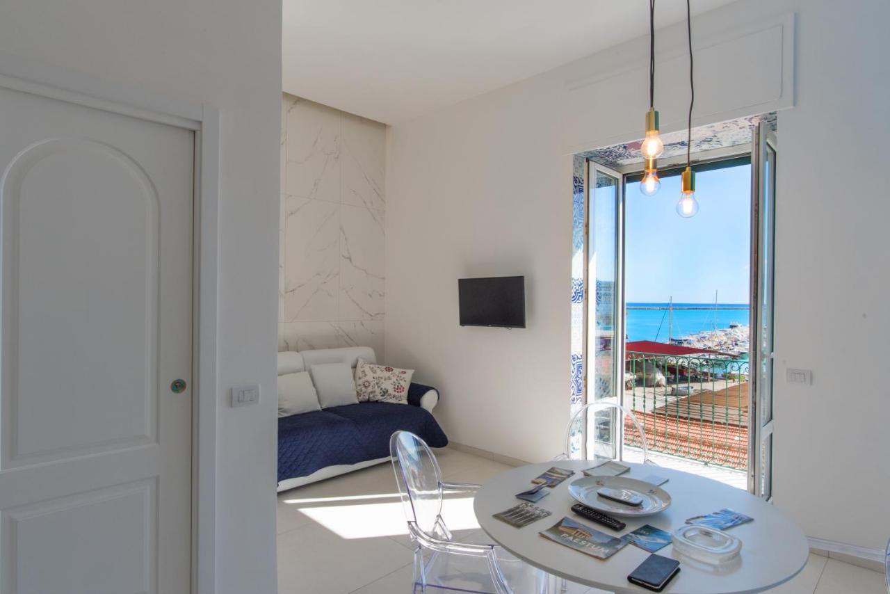 Relais Mareluna - Luxury Apartments サレルノ エクステリア 写真